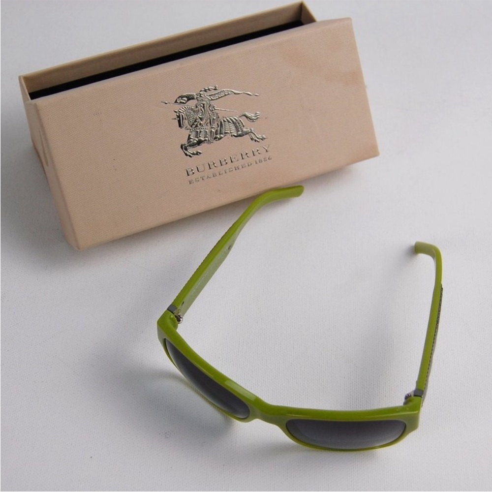 Burberry Gunmetal Sunglasses Green